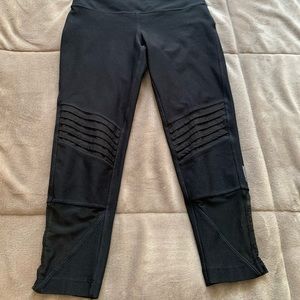Cropped workout pants
